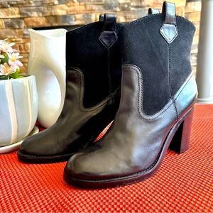 Ralph Lauren Devyn Black Leather and Suede Boots NWOT!  Women’s size 9.5.